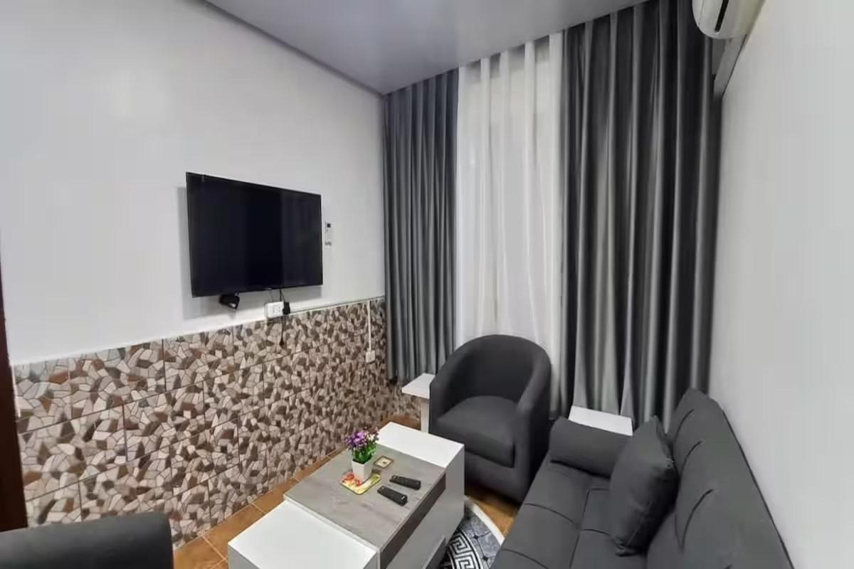 Al-Nujoom Hotel Suites アンマン エクステリア 写真